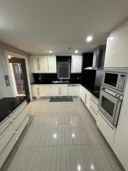 All Seasons Mansion, Bangkok, Soi Ruamrudee, Wireless Road, Lumphini, Pathum Wan, Bangkok, 4 Bedrooms, 362 sqm, Condo For Rent, by Pensasi Ongphichetmetha, 500148381 - DDproperty.com