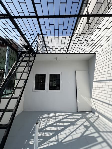 ทาวน์เฮาส์ ซอยเจริญนคร 14, Bangkok, Khlong Ton Sai, Khlong San, Bangkok, 4 Bedrooms, 170 sqm, Townhouse For Sale, by NRagent, 500148386 - DDproperty.com