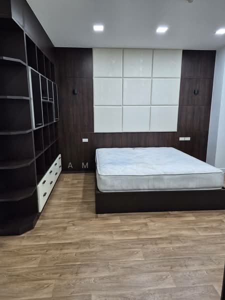 Nusasiri Grand, Bangkok, Soi Sukhumvit 42, Phra Kanong, Khlong Toei, Bangkok, 2 Bedrooms, 80 sqm, Condo For Sale, by James RR., 500148430 - DDproperty.com