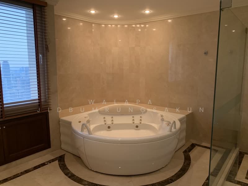 Las Colinas, Bangkok, Sukhumvit 21 Road, Khlongtoei Nua, Watthana, Bangkok, 4 Bedrooms, 700 sqm, Condo For Sale, by Walapa Jidbumrungsakun, 500148515 - DDproperty.com