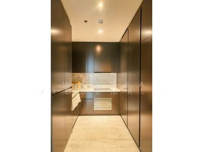 ขาย - Khun By Yoo : คุณ บาย ยู, กรุงเทพ