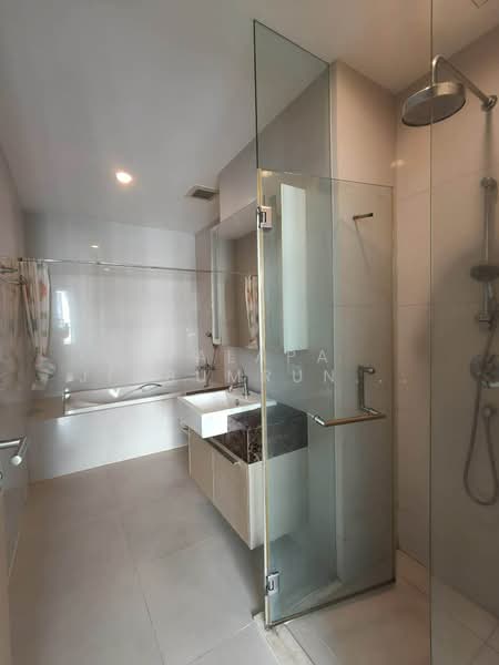 XT Huaikhwang, Bangkok, 244 Ratchadaphisek Road, Huai Khwang, Huai Khwang, Bangkok, 1 Bedroom, 30 sqm, Condo For Rent, by Walapa Jidbumrungsakun, 500148530 - DDproperty.com