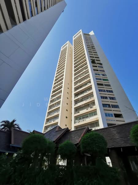 Tai Ping Towers, Bangkok, 582 Soi Sukhumvit 63, Khlong Tan Nua, Watthana, Bangkok, 2 Bedrooms, 130 sqm, Condo For Rent, by Walapa Jidbumrungsakun, 500148533 - DDproperty.com