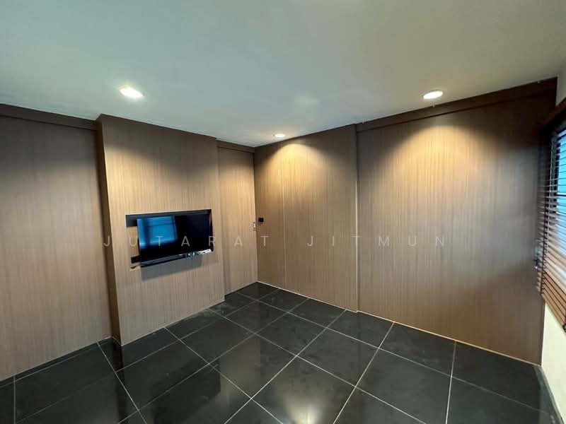 Noble Cube Pattanakarn, Bangkok, Phatthanakan Road, Suan Luang, Suan Luang, Bangkok, 4 Bedrooms, 200 sqm, Townhouse For Rent, by Jutarat Jitmun, 500148543 - DDproperty.com