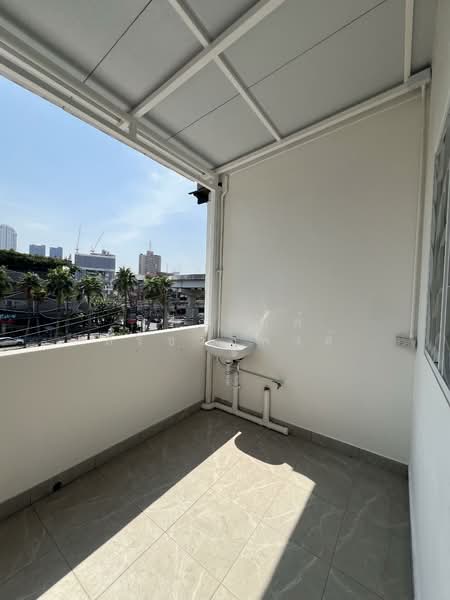 อาคารพาณิชย์ ถนนเจริญนคร, Bangkok, เจริญนคร, Khlong Ton Sai, Khlong San, Bangkok, , 150 sqm, Shophouse For Rent, by Sireekan Sirichawanphong, 500148550 - DDproperty.com