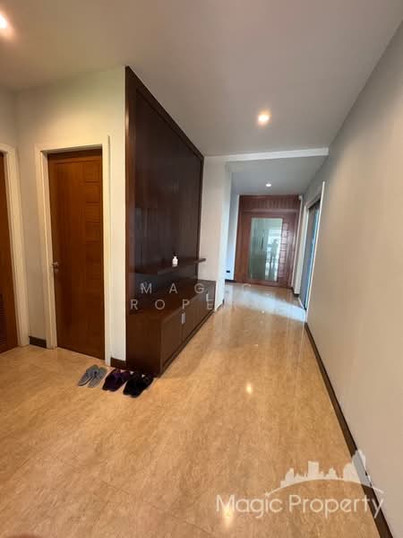 Panya Pattanakarn Village, Bangkok, Soi Phatthanakarn 30, Suan Luang, Suan Luang, Bangkok, 5 Bedrooms, 600 sqm, Single Detached House For Rent, by Magic Property, 500148575 - DDproperty.com