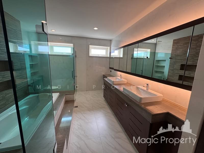 Panya Pattanakarn Village, Bangkok, Soi Phatthanakarn 30, Suan Luang, Suan Luang, Bangkok, 5 Bedrooms, 600 sqm, Single Detached House For Rent, by Magic Property, 500148575 - DDproperty.com