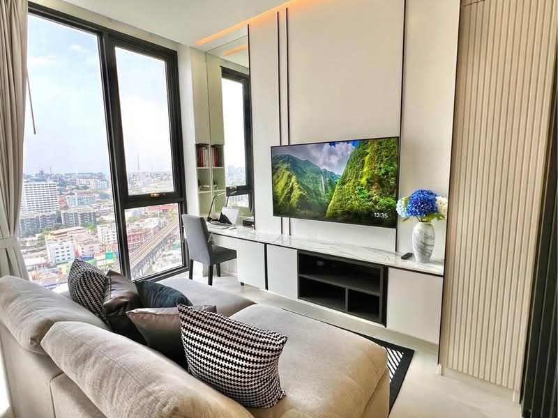 Mazarine Ratchayothin, Bangkok, Soi Phahonyothin 30, Phahonyothin Road, Chan Kasem, Chatuchak, Bangkok, 1 Bedroom, 42 sqm, Condo For Rent, by Isika Tonkham, 500148604 - DDproperty.com