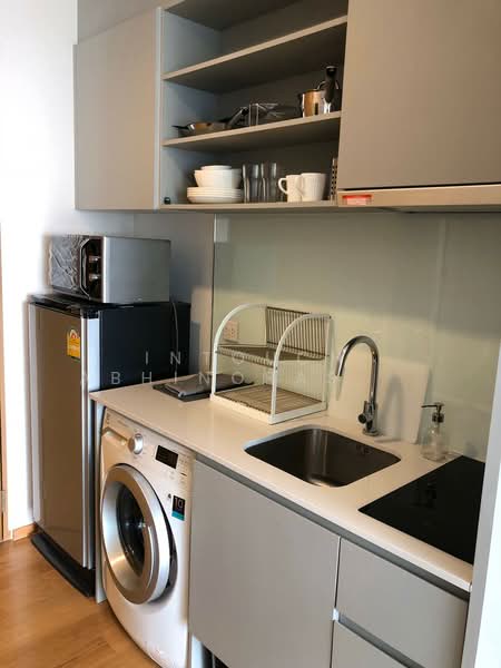 Noble Revo Silom, Bangkok, 88 Soi Surasak Surasak Road, Silom, Bang Rak, Bangkok, 1 Bedroom, 34 sqm, Condo For Sale, by Intouch Abhinorasaeth, 500148613 - DDproperty.com