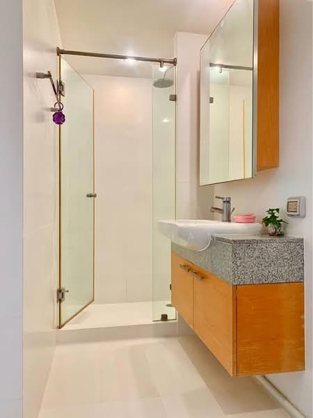 Manhattan Chidlom, Bangkok, 1032 Phetchaburi 32 Alley, Makkasan, Ratchathewi, Bangkok, 1 Bedroom, 58 sqm, Condo For Sale, by Isika Tonkham, 500148614 - DDproperty.com