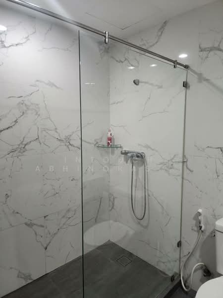 D.S. Tower 1 Sukhumvit 33, Bangkok, Soi Phrom Chit, Khlong Tan Nua, Watthana, Bangkok, 3 Bedrooms, 249 sqm, Condo For Sale, by Intouch Abhinorasaeth, 500148624 - DDproperty.com