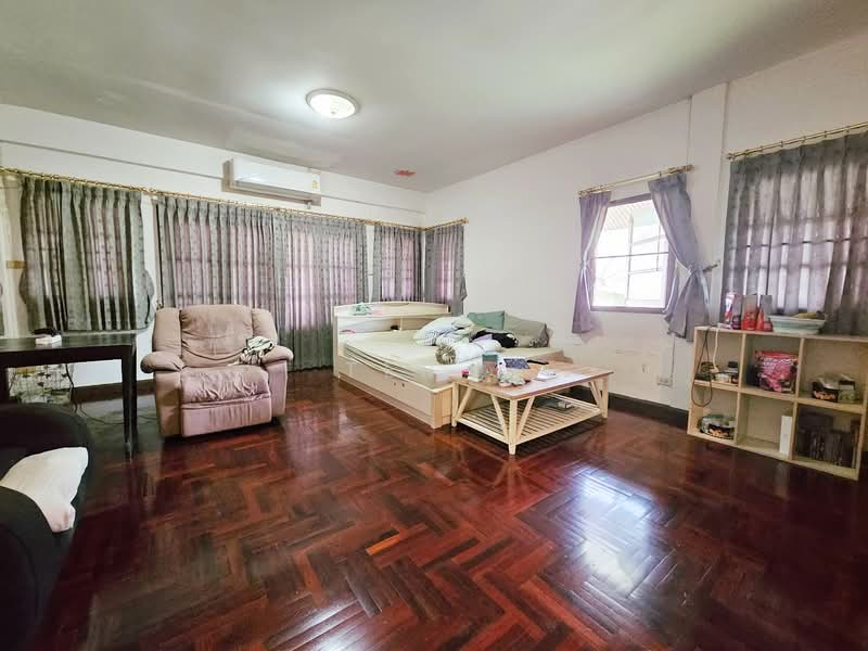 Chuan Chuen Park Ville, Bangkok, Soi Kanchanaphisek 15, Sala Thammasop, Thawi Watthana, Bangkok, 4 Bedrooms, 330 sqm, Single Detached House For Sale, by Ter ., 500148665 - DDproperty.com