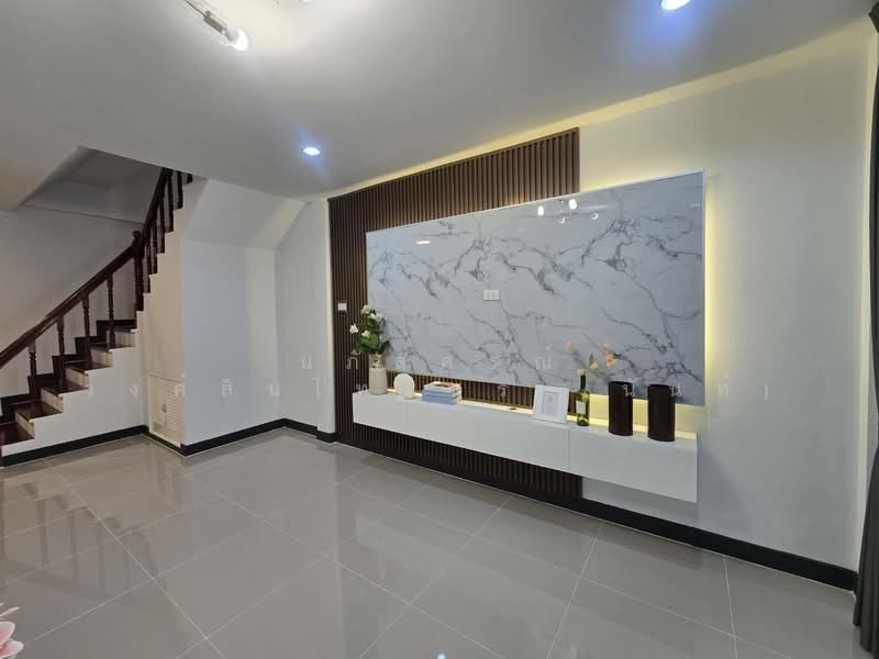 K.C. Ramintra 8, Bangkok, Hathairat Road, Sam Wa Tawan Tok, Khlong Sam Wa, Bangkok, 2 Bedrooms, 80 sqm, Townhouse For Sale, by นภัสศรณ์ วงศ์สินไทยกร (นันท์), 500148681 - DDproperty.com