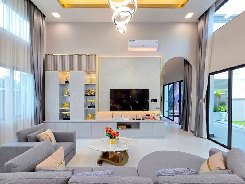 บ้านพลูวิลล่าสร้างใหม่ พัทยา-สยามคันทรีคลับ หลังใหญ่พื้นที่เยอะ, Chon Buri (Pattaya), Nong Pru, Bang Lamung (Pattaya), Chon Buri (Pattaya), 4 Bedrooms, 308 sqm, Single Detached House For Sale, by ปรวรรณ ธนกิจวานนท์, 500148687 - DDproperty.com