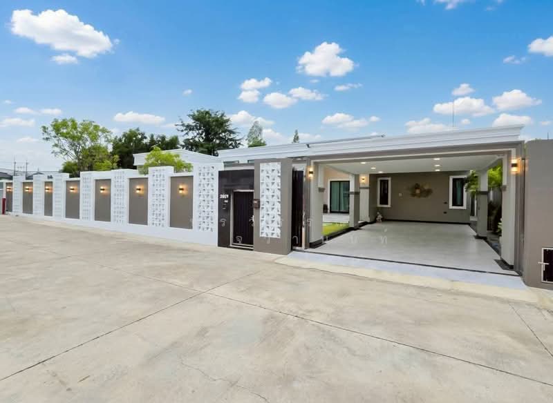 บ้านพลูวิลล่าสร้างใหม่ พัทยา-สยามคันทรีคลับ หลังใหญ่พื้นที่เยอะ, ชลบุรี, หนองปรือ, บางละมุง, ชลบุรี, 308 ตร.ม., บ้านเดี่ยว ขาย, โดย ปรวรรณ ธนกิจวานนท์, 500148687 - DDproperty.com