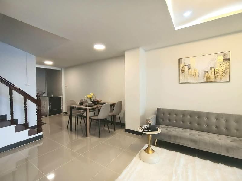 K.C. Ramintra 1, Bangkok, Hathairat Road 39, Sam Wa Tawan Tok, Khlong Sam Wa, Bangkok, 2 Bedrooms, 80 sqm, Townhouse For Sale, by นภัสศรณ์ วงศ์สินไทยกร (นันท์), 500148696 - DDproperty.com