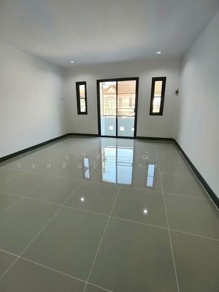 K.C. Ramintra 1, Bangkok, Hathairat Road 39, Sam Wa Tawan Tok, Khlong Sam Wa, Bangkok, 2 Bedrooms, 80 sqm, Townhouse For Sale, by นภัสศรณ์ วงศ์สินไทยกร (นันท์), 500148696 - DDproperty.com