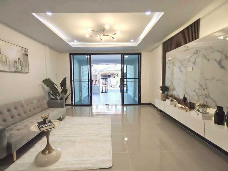 K.C. Ramintra 1, Bangkok, Hathairat Road 39, Sam Wa Tawan Tok, Khlong Sam Wa, Bangkok, 2 Bedrooms, 80 sqm, Townhouse For Sale, by นภัสศรณ์ วงศ์สินไทยกร (นันท์), 500148696 - DDproperty.com