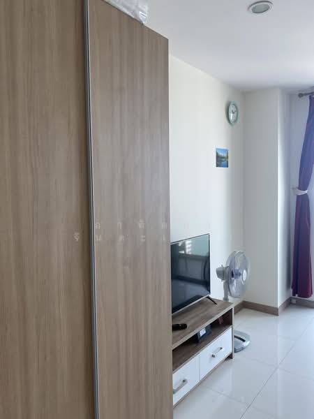 The Riviera Wongamat, Chon Buri (Pattaya), Na Kluea 16 Alley, Na Kloe, Bang Lamung (Pattaya), Chon Buri (Pattaya), 1 Bedroom, 32 sqm, Condo For Sale, by อาทิตยา จินตะเหวก, 500148703 - DDproperty.com