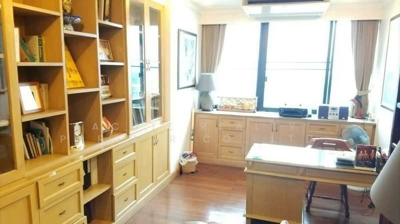 Royal River Place, Bangkok, Rama 3 Road, Bang Pong Pang, Yan Nawa, Bangkok, 3 Bedrooms, 282 sqm, Condo For Sale, by Acute Realty Partner Co.,Ltd., 500148708 - DDproperty.com