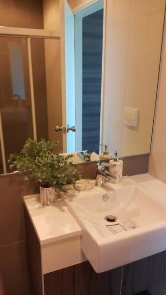 Centric Ratchada-Huai Khwang, Bangkok, Ratchadapisek Road, Huai Khwang, Huai Khwang, Bangkok, 1 Bedroom, 35 sqm, Condo For Rent, by Connex Property, 500148720 - DDproperty.com