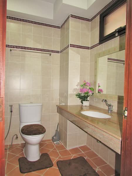 For Sale - Jomtien Shining Star condominiums, Chon Buri (Pattaya)