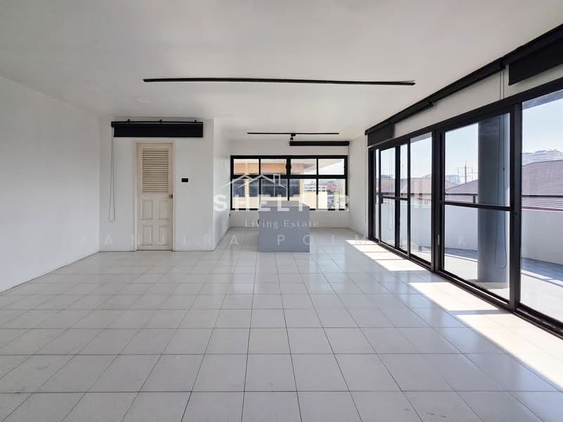 Commercial Building Town in Town, Bangkok, ศรีวรา, Phlapphla, Wang Thonglang, Bangkok, , 1,000 sqm, Shophouse For Rent, by Janjira Polmusik, 500148770 - DDproperty.com