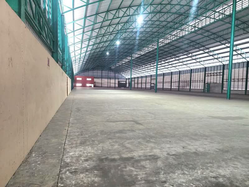 เช่าโกดังขนาดใหญ่พร้อมสำนักงาน 2 ชั้น จำนวน 2 สำนักงาน, นครราชสีมา, หัวทะเล, เมืองนครราชสีมา, นครราชสีมา, 5,000 ตร.ม., โกดัง-โรงงาน ให้เช่า, โดย วิรณี, 500148776 - DDproperty.com