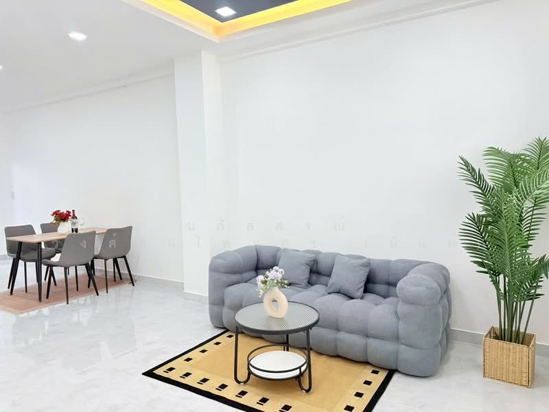 หมู่บ้านมนชญา2 ซอยสายไหม49 เขตสายไหม, กรุงเทพ, สายไหม49, สายไหม, สายไหม, กรุงเทพ, 80 ตร.ม., ทาวน์เฮ้าส์ ขาย, โดย นภัสศรณ์ วงศ์สินไทยกร (นันท์), 500148793 - DDproperty.com