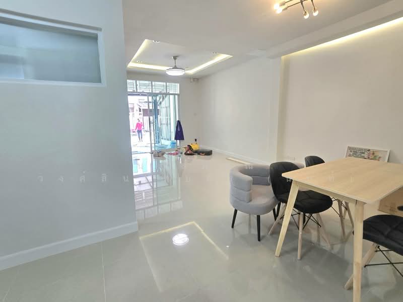 The Town Phaholyothin-Phoemsin, Bangkok, Phaholyothin Road, Sai Mai, Sai Mai, Bangkok, 3 Bedrooms, 96 sqm, Townhouse For Sale, by นภัสศรณ์ วงศ์สินไทยกร (นันท์), 500148810 - DDproperty.com