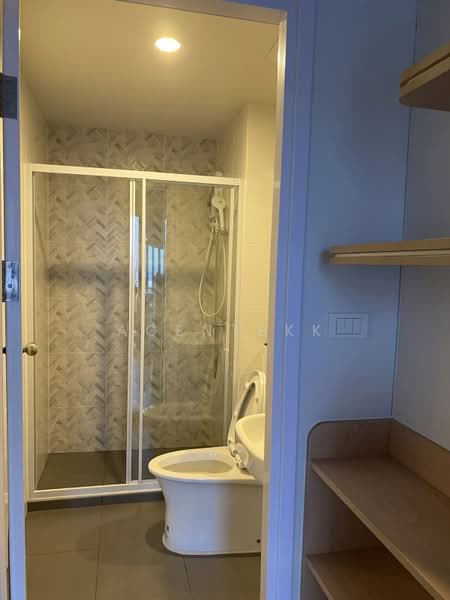 Regent Home Wutthakat, Bangkok, Wutthakat Road, Talat Plu, Thon Buri, Bangkok, 1 Bedroom, 26 sqm, Condo For Rent, by Agentbkk, 500148814 - DDproperty.com