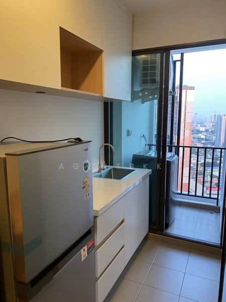 Regent Home Wutthakat, Bangkok, Wutthakat Road, Talat Plu, Thon Buri, Bangkok, 1 Bedroom, 26 sqm, Condo For Rent, by Agentbkk, 500148814 - DDproperty.com