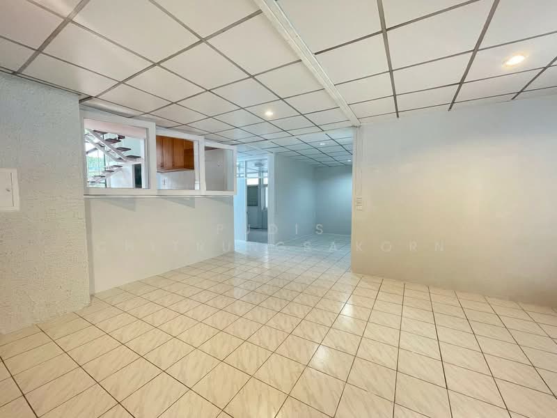 House for Rent – Ratchadaphisek Soi 19, Bangkok, Din Daeng, Din Daeng, Bangkok, , 550 sqm, Shophouse For Rent, by Pudis Chitrungsakorn, 500148815 - DDproperty.com