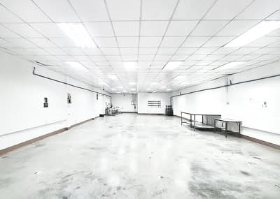 ขาย - ถนนประชาอุทิศ-คู่สร้าง, สมุทรปราการ