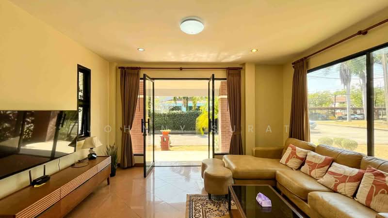 Samoeng Intersection Hang Dong, Chiang Mai, Chiang Mai, Nong Kwai, Hang Dong, Chiang Mai, 3 Bedrooms, 220 sqm, Villa For Rent, by Surat Premsri, 500148827 - DDproperty.com