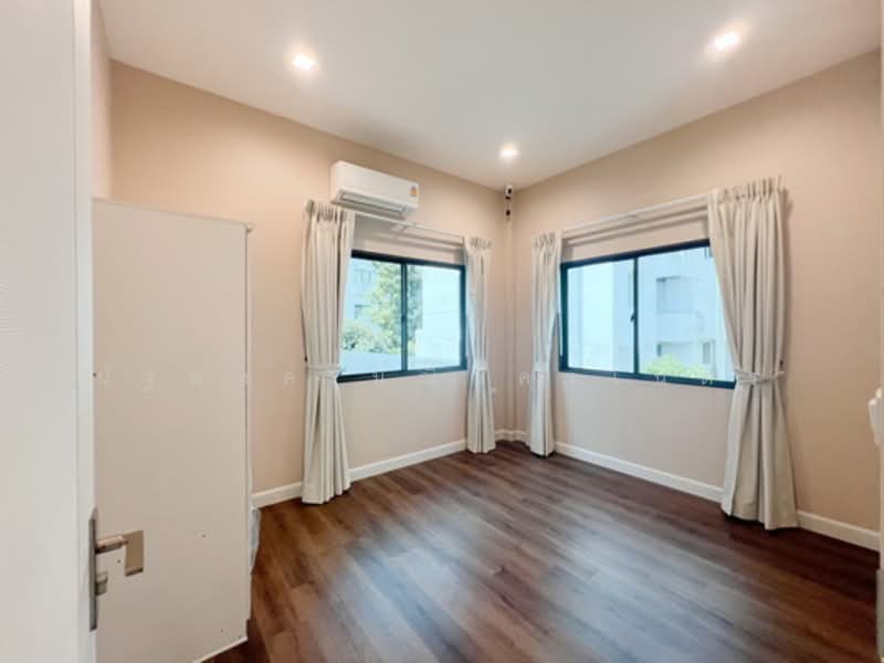 Bangkok Boulevard Donmueang-Chaengwattana, Bangkok, Nawong Pracha Phatthana Road, Si Khan, Don Mueang, Bangkok, 4 Bedrooms, 230 sqm, Single Detached House For Rent, by นัฐพงค์ มณีอัครเนตร, 500148847 - DDproperty.com