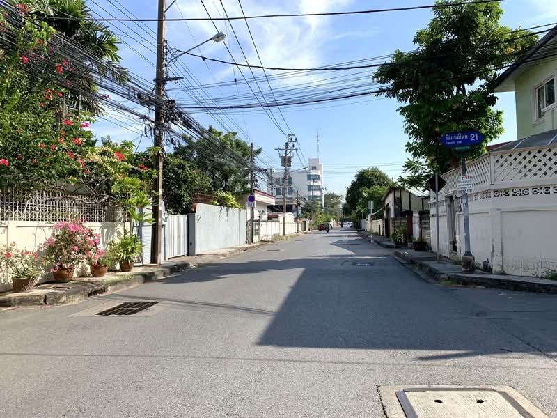 ขายบ้านเดี่ยว ทำเลซอยรัชดาภิเษก 52 รัชวิภา ทางด่วนศรีรัช, Bangkok, รัชดาภิเษก, Lat Yao, Chatuchak, Bangkok, 7 Bedrooms, 568 sqm, Single Detached House For Sale, by WISIT SRIPRASERT, 500148870 - DDproperty.com