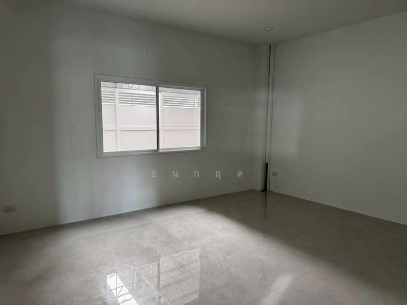 โกดังให้เช่าพร้อมออฟฟิศ ขนาด 1,300 ตรม. 🚩ถนนเลียบคลองสี่วา บางบอน 5 ใกล้ สนามกอล์ฟเอกชัย, สมุทรสาคร, สวนหลวง, กระทุ่มแบน, สมุทรสาคร, 1,300 ตร.ม., โกดัง-โรงงาน ให้เช่า, โดย ธนกฤต, 500148892 - DDproperty.com