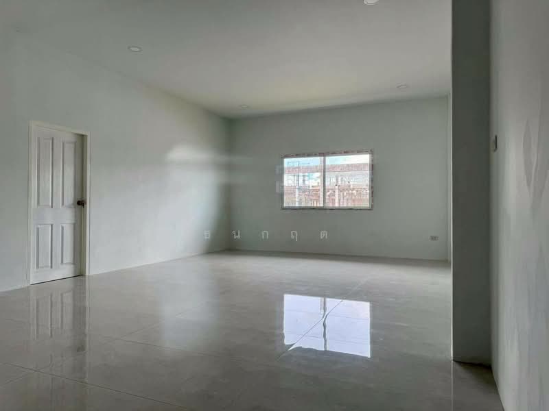 โกดังให้เช่าพร้อมออฟฟิศ ขนาด 1,300 ตรม. 🚩ถนนเลียบคลองสี่วา บางบอน 5 ใกล้ สนามกอล์ฟเอกชัย, สมุทรสาคร, สวนหลวง, กระทุ่มแบน, สมุทรสาคร, 1,300 ตร.ม., โกดัง-โรงงาน ให้เช่า, โดย ธนกฤต, 500148892 - DDproperty.com