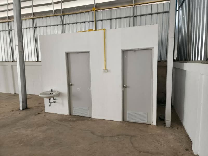 โกดังให้เช่า 440 ตรม. พร้อมที่พัก 🚩ประชาอุทิศ 90 พระสมุทรเจดีย์ ใกล้สำนักงานขนส่งสมุทรปราการ, Samut Prakan, Nai Khlong Bang Pla Kot, Phra Samut Jadee, Samut Prakan, , 440 sqm, Warehouse/Factory For Rent, by ธนกฤต, 500148914 - DDproperty.com