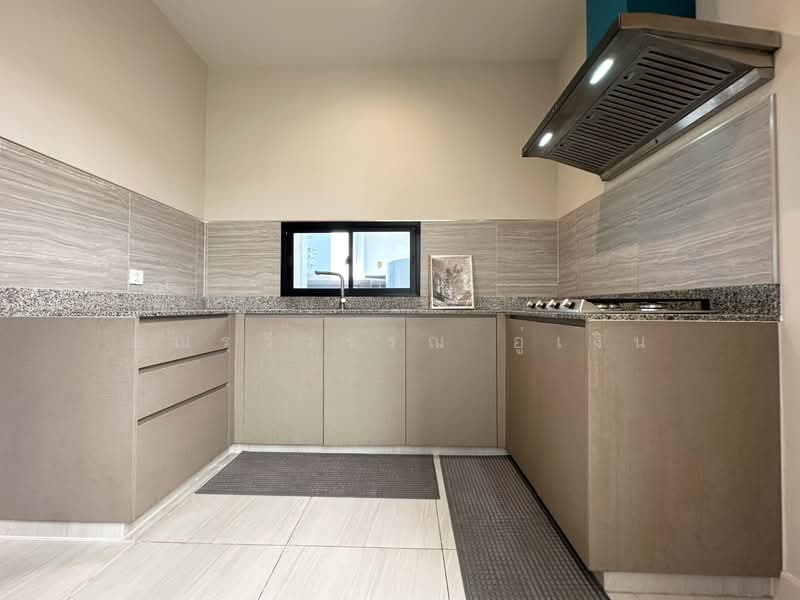 Malton Gates Krungthep Kreetha, Bangkok, Srinakarin-Romklao Road (New Krungthep Kreetha), Saphan Sung, Saphan Sung, Bangkok, 5 Bedrooms, 544 sqm, Single Detached House For Rent, by คุณรวีวรรณ อู่เงิน, 500148916 - DDproperty.com