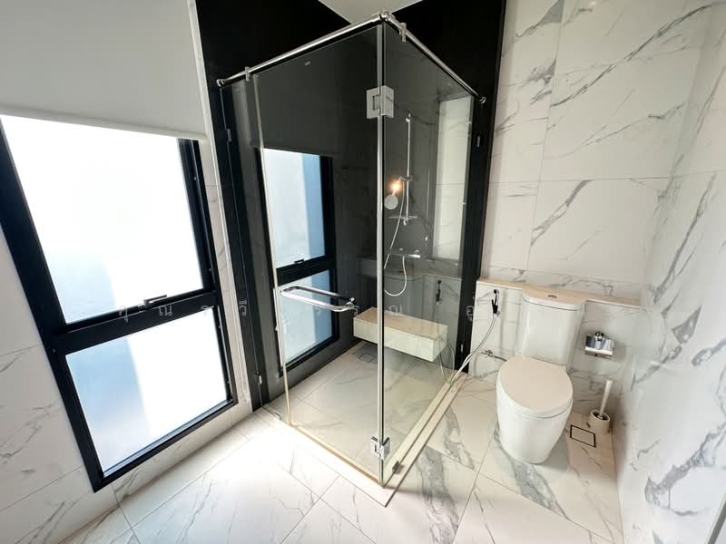 Malton Gates Krungthep Kreetha, Bangkok, Srinakarin-Romklao Road (New Krungthep Kreetha), Saphan Sung, Saphan Sung, Bangkok, 5 Bedrooms, 544 sqm, Single Detached House For Rent, by คุณรวีวรรณ อู่เงิน, 500148916 - DDproperty.com