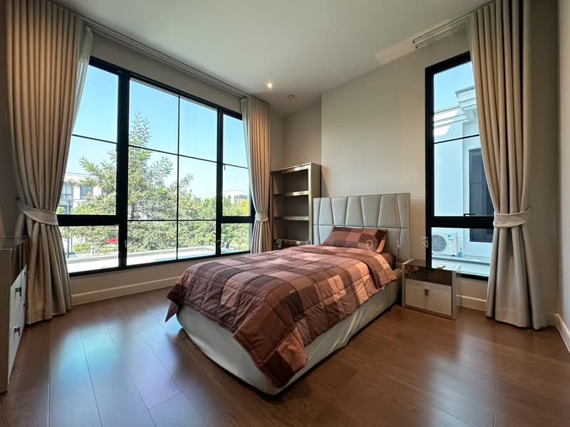 Malton Gates Krungthep Kreetha, Bangkok, Srinakarin-Romklao Road (New Krungthep Kreetha), Saphan Sung, Saphan Sung, Bangkok, 5 Bedrooms, 544 sqm, Single Detached House For Rent, by คุณรวีวรรณ อู่เงิน, 500148916 - DDproperty.com