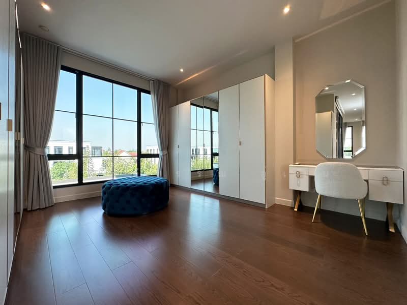 Malton Gates Krungthep Kreetha, Bangkok, Srinakarin-Romklao Road (New Krungthep Kreetha), Saphan Sung, Saphan Sung, Bangkok, 5 Bedrooms, 544 sqm, Single Detached House For Rent, by คุณรวีวรรณ อู่เงิน, 500148916 - DDproperty.com