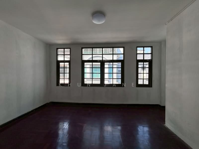 Commercial Building for Rent – Prime Location near BTS Phrom Phong (SPSJP143), Bangkok, สุขุมวิท39, Khlong Tan Nua, Watthana, Bangkok, 5 Bedrooms, 260 sqm, Townhouse For Rent, by Khun Jane, 500148940 - DDproperty.com