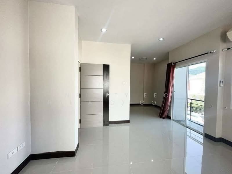 ธาดาทาวน์ ศรีราชา, Chon Buri (Pattaya), Bang Phra, Si Racha, Chon Buri (Pattaya), 3 Bedrooms, 170 sqm, Single Detached House For Sale, by Infinity EEC (Thailand) Co., Ltd., 500148943 - DDproperty.com