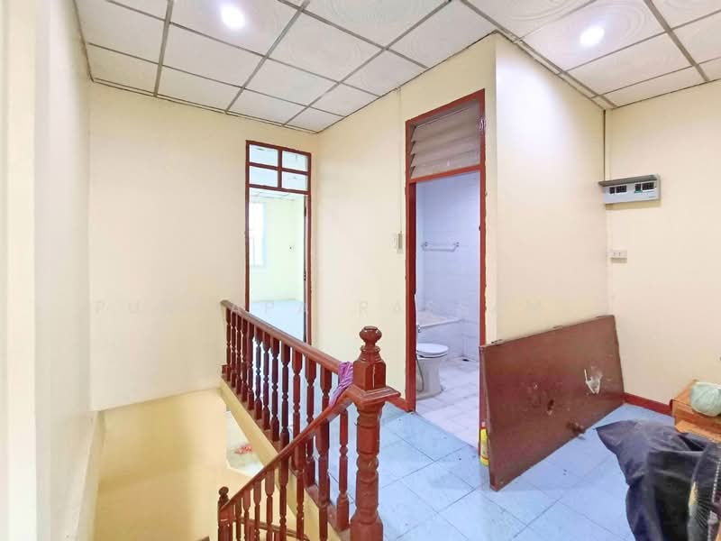 Yu Charoen (Fah Kram) Lam Luk Ka Khlong 2, Pathum Thani, Sema Fa Khram Road, Khu Khot, Lam Luk Ka, Pathum Thani, 2 Bedrooms, 100 sqm, Townhouse For Sale, by Punpapa Rassamee, 500148973 - DDproperty.com