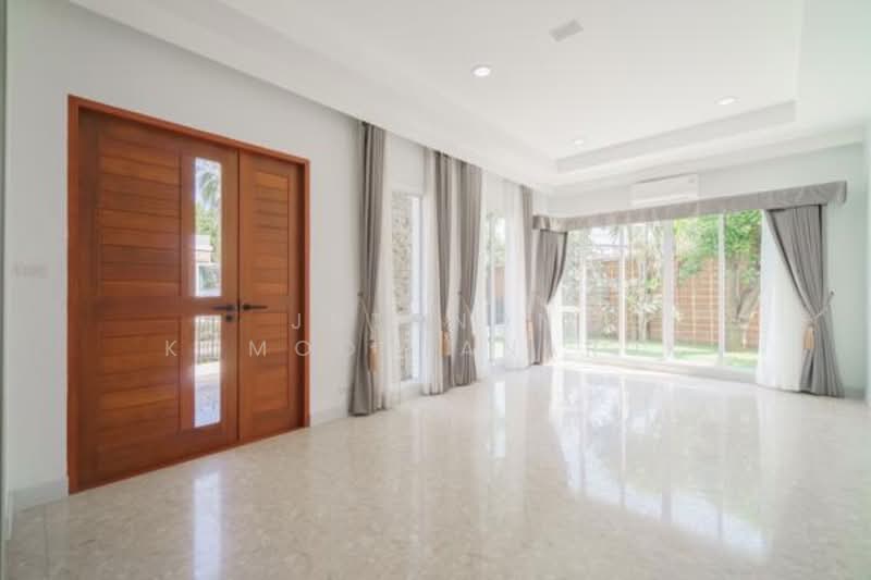 Grand Bangkok Boulevard Rama 9 - Srinakarindra, Bangkok, Krungthep Kritha 17 Alley, Thap Chang, Saphan Sung, Saphan Sung, Bangkok, 5 Bedrooms, 500 sqm, Single Detached House For Sale, by Jutanon Komoottanaruk, 500149107 - DDproperty.com