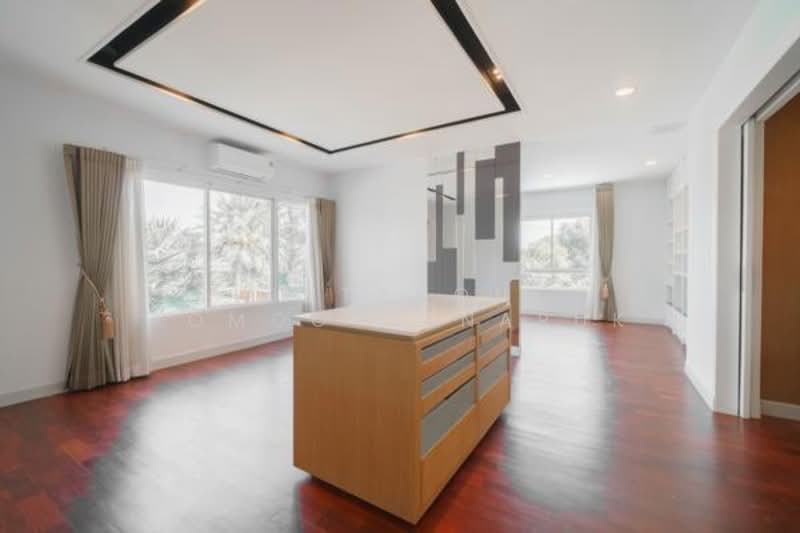 Grand Bangkok Boulevard Rama 9 - Srinakarindra, Bangkok, Krungthep Kritha 17 Alley, Thap Chang, Saphan Sung, Saphan Sung, Bangkok, 5 Bedrooms, 500 sqm, Single Detached House For Sale, by Jutanon Komoottanaruk, 500149107 - DDproperty.com