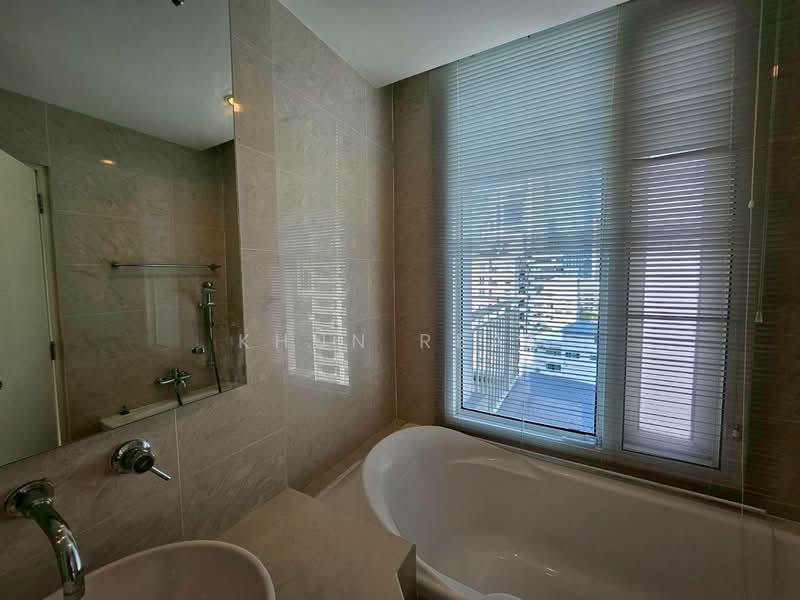 Baan Siri 24, Bangkok, 39 Sukhumvit 24 Alley, Khong Tan, Khlong Toei, Bangkok, 2 Bedrooms, 100 sqm, Condo For Rent, by Khun Real, 500149111 - DDproperty.com